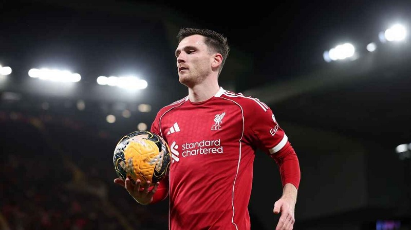  Andy Robertson akan habis kontrak pada musim panas dan kemungkinan besar tidak akan kekurangan peminat jika ia pergi sebagai pemain bebas transfer.