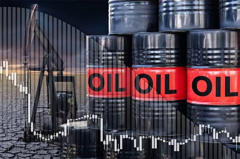 Minyak mentah dunia mempengaruhi perdagangan energi global.  