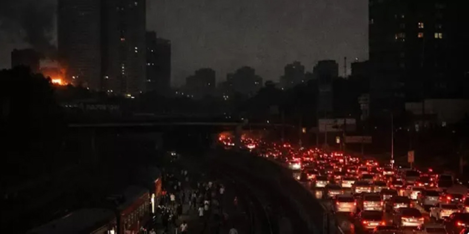 Listrik padam sekitar lima jam di kawasan pinggiran Tel Aviv, Israel usai diserang rudal Iran, Senin (9/3/2026).