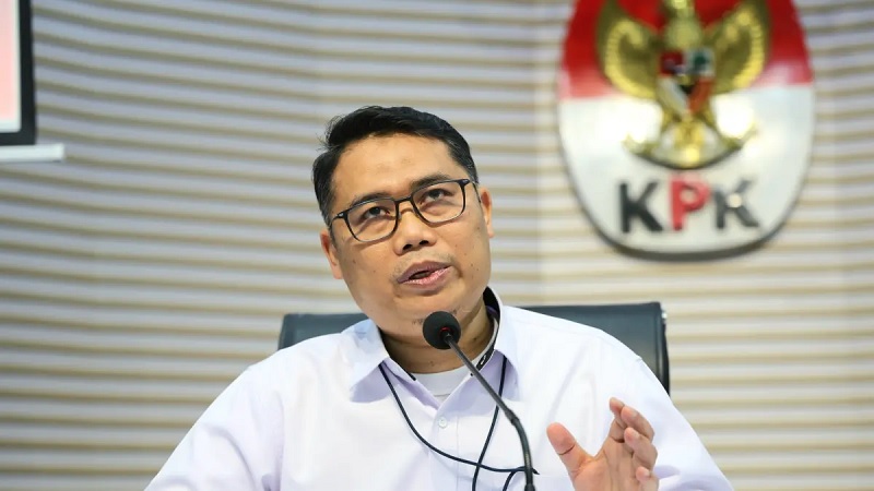 Deputi Penindakan dan Eksekusi KPK Asep Guntur Rahayu saat konferensi pers di Gedung Merah Putih KPK, Jakarta, Rabu (11/3/2026).   