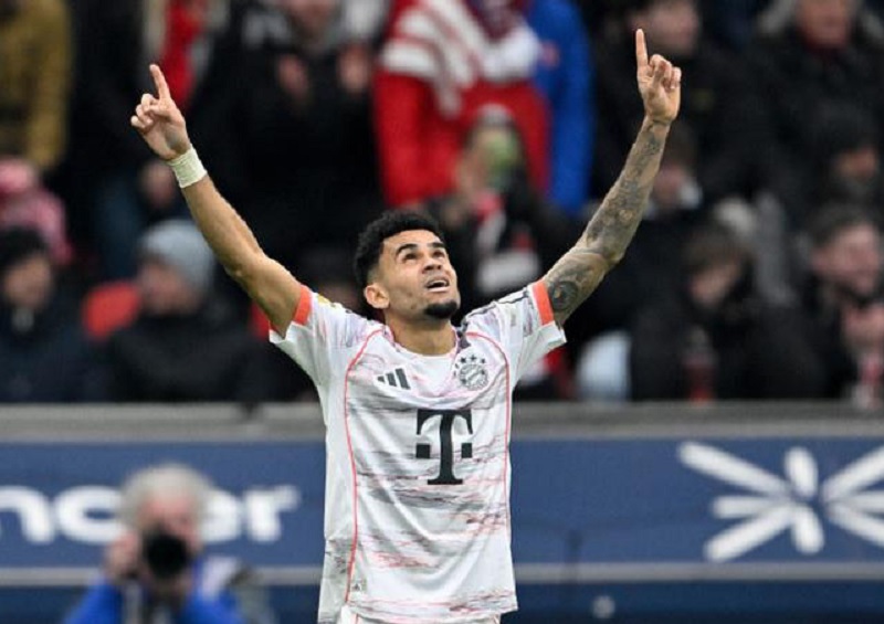 Luis Diaz mencetak gol penyeimbang Bayern Munchen saat bermain imbang 1-1 dengan tuan rumah Bayer Leverkusen dalam lanjutan Bundesliga Jerman.