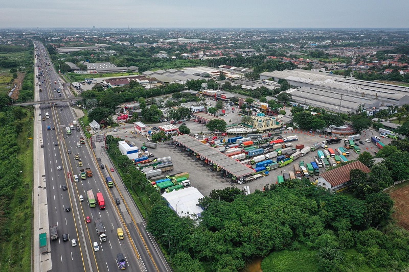 Rest area tol KM 752 Jombang-Mojokerto salah satu Posko Mudik BRImo 2026.