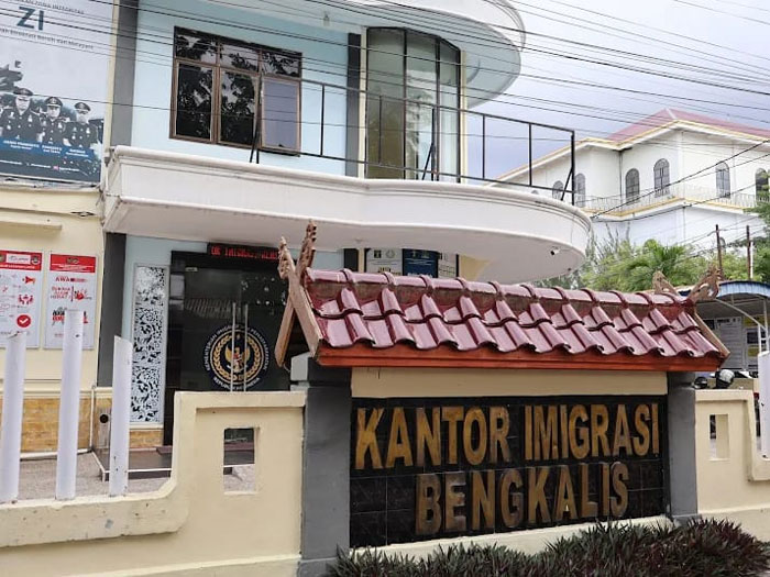 Selama libur hari raya Nyepi dan Idulfitri Kantor Imigrasi Bengkalis akan libur dan akan buka kembali setelah Idulfitri.
