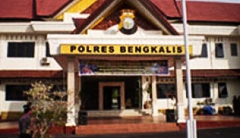 Kantor Mapolres Bengkalis sudah dibuka untuk masyarakat yang mudik Idul Fitri untuk menitipkan kendaraan bermotornya.