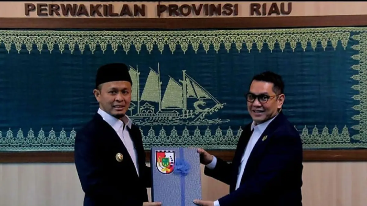 Penyerahaan Laporan Keuangan Pemerintah Daerah (LKPD) Tahun Anggaran 2025 kepada Badan Pemeriksa Keuangan (BPK) Perwakilan Riau. (Istimewa)