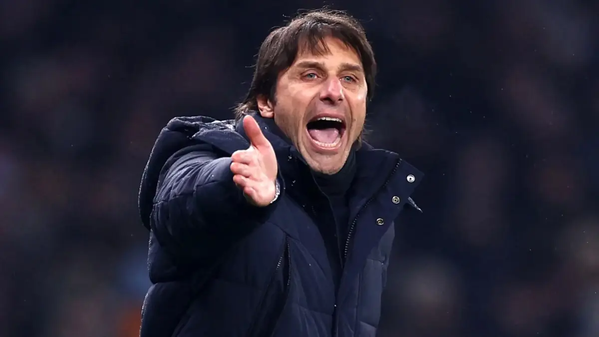 antonio conte Pelatih SSC Napoli. (jpg)