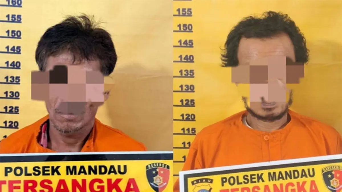 Dua tersangka pelecehan seksual diamankan di Polsek Mandau. (ISTIMEWA)
