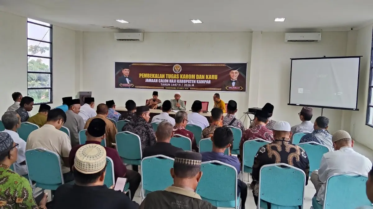 Kantor Kementerian Haji dan Umrah Kabupaten Kampar menggelar pembekalan bagi Karom dan Karu di Aula Lantai II Gedung PLHUT Kemenag Kampar, Selasa (7/4/2026).(Kemenhaj untuk Riaupos.co)
