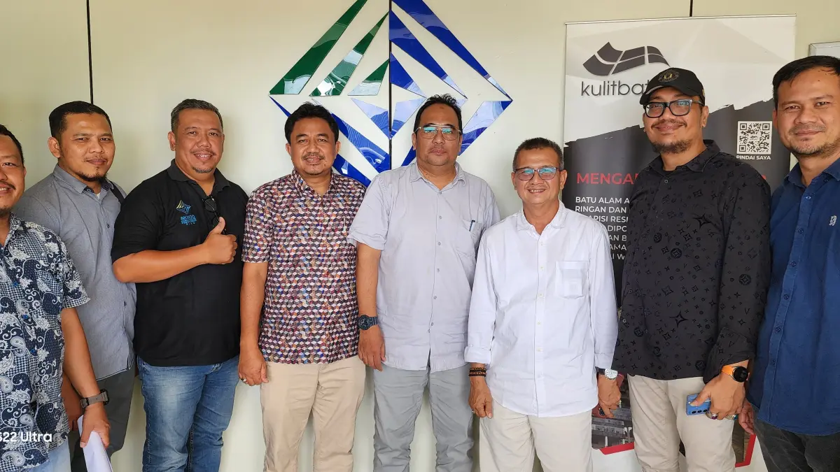 Para pengurus DPP Inkindo Riau dan panitia Musprov DPP Inkindo Riau foto bersama usai rapat persiapan Musprov, Rabu (8/4/2026).(
Inkindo DPP Riau untuk Riau Pos)