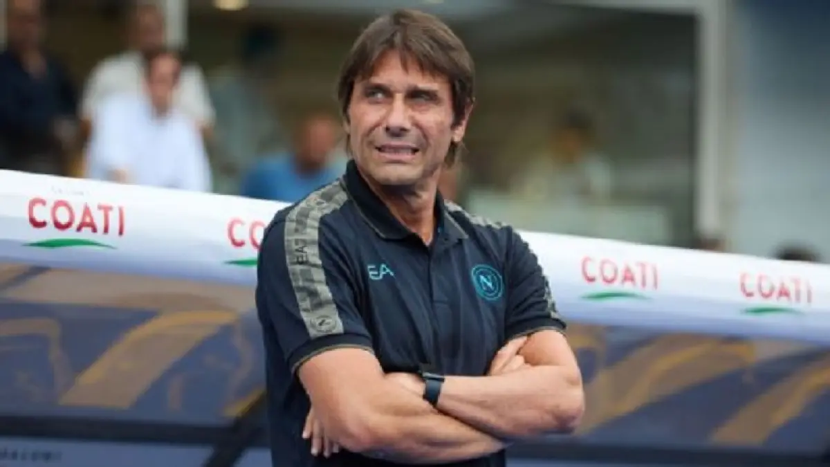 Pelatih Napoli Antonio Conte sebelumnya pernah melatih tim nasional Italia, dan kini membuka pintu untuk melatih kembali Gli Azzurri. (Emmanuele Ciancaglini/Getty Images)