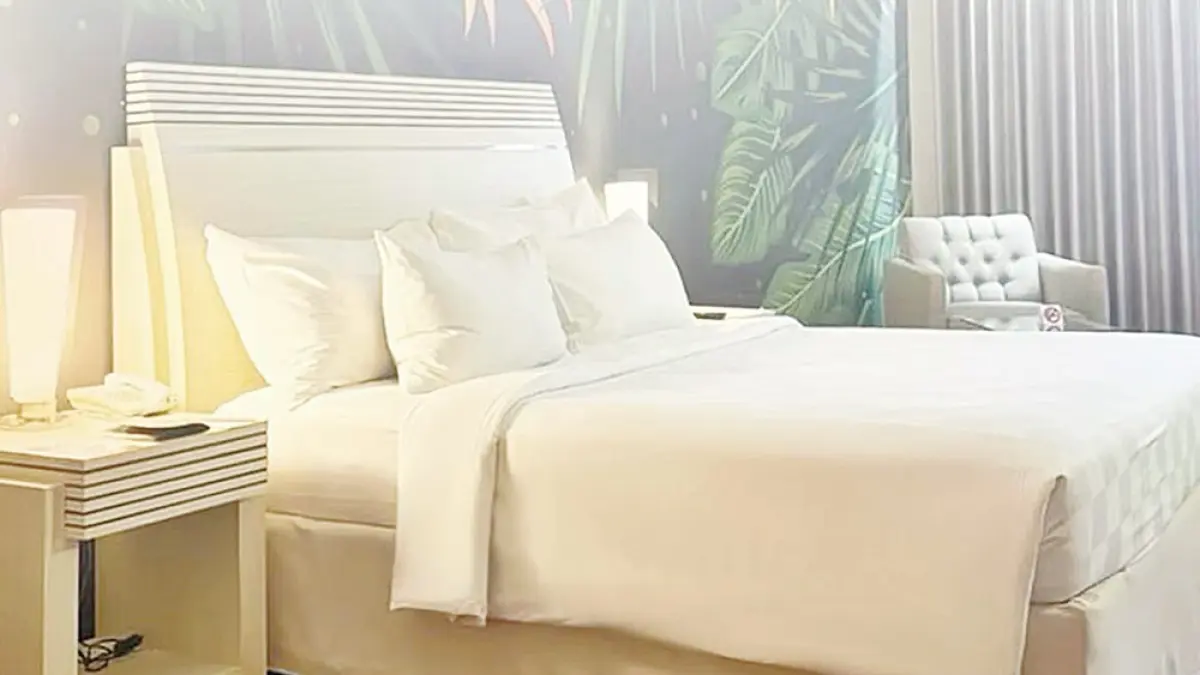 Suasana kamar superior Grand Elite Hotel Pekanbaru yang nyaman dan mewah. (Grand elite hotel untuk riau pos)