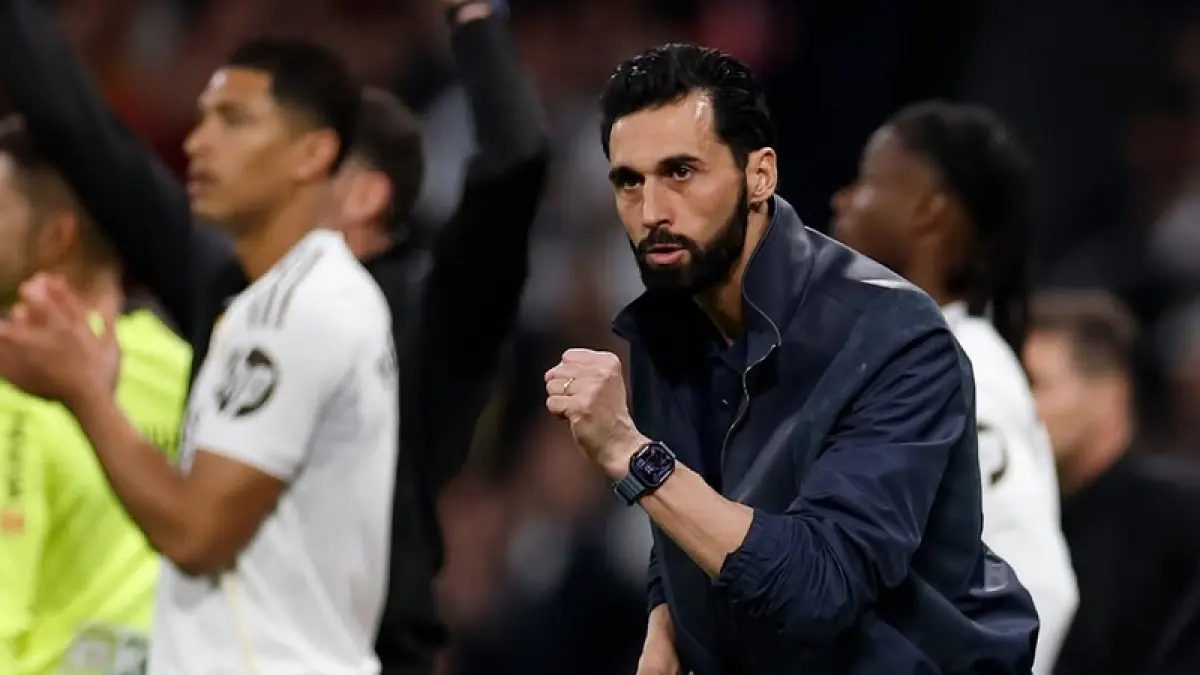 Alvaro Berlo mengecam keputusan wasit yang tidak memberikan penalti kepada Real Madrid setelah Kylian Mbappe dilanggar pemain Girona pada menit akhir dalam laga lanjutan LaLiga Spanyol di Santiago Bernabeu., Madrid.(Istagram @arbeloa)