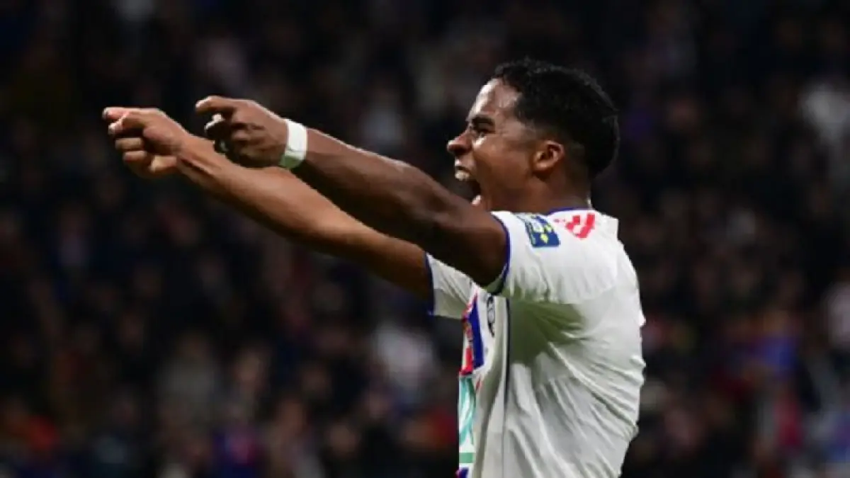 Pemain muda Brasil yang dipinjamkan Real Madrid ke Lyon, Endrick telah mencetak enam gol musim ini untuk Lyon. (OLIVIER CHASSIGNOLE /AFP via Getty Images
