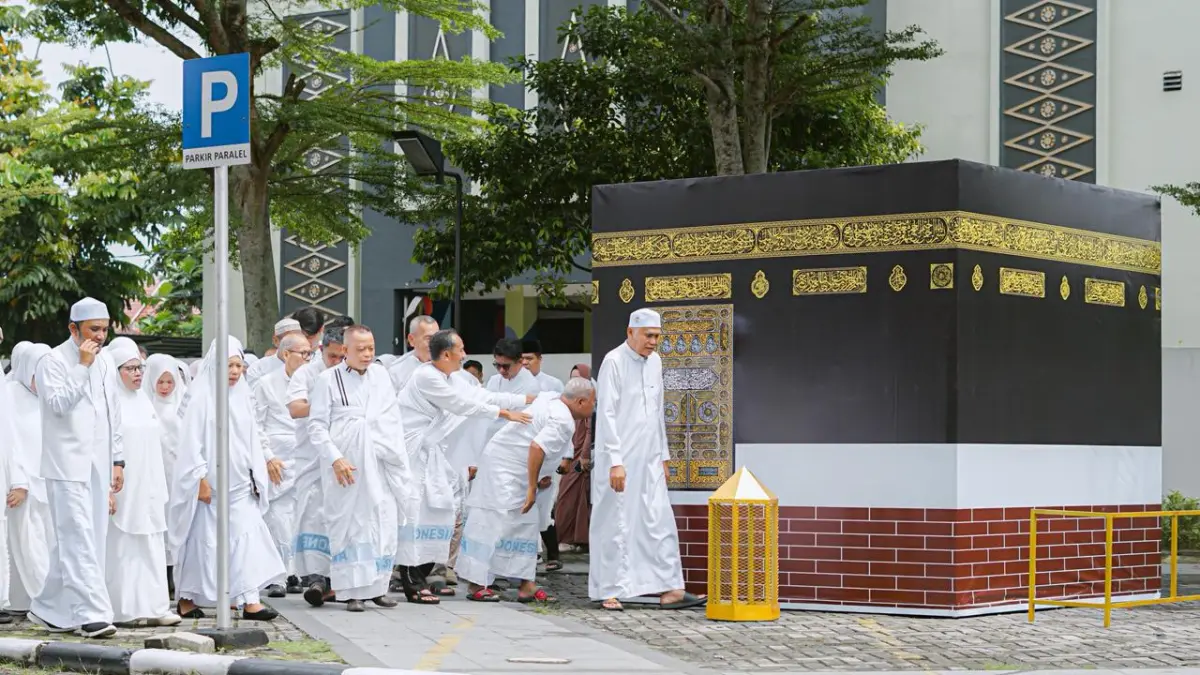Kegiatan manasik haji Bank Riau Kepri Syariah