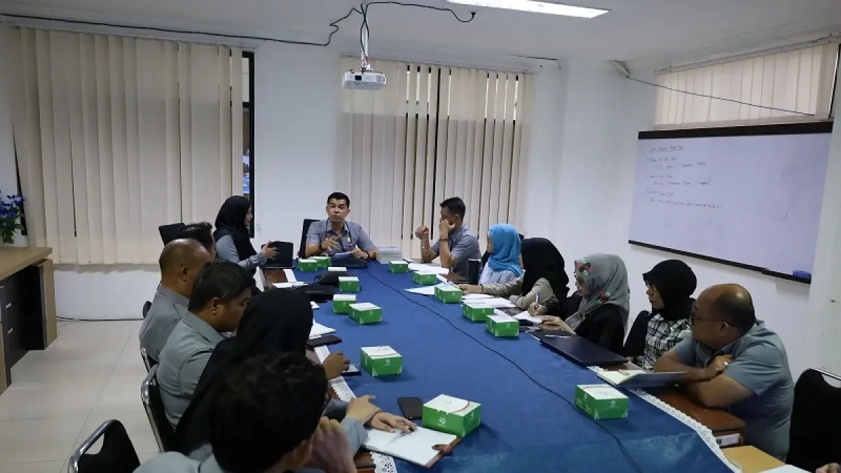 Kepala Kanwil Kemenkum Riau Rudy Hendra membuka Rakor Notaris se-Provinsi Riau yang dilaksanakan pada Senin (13/4/2026). (Humas Kanwil Kemenkum Riau for RiauPos.co)