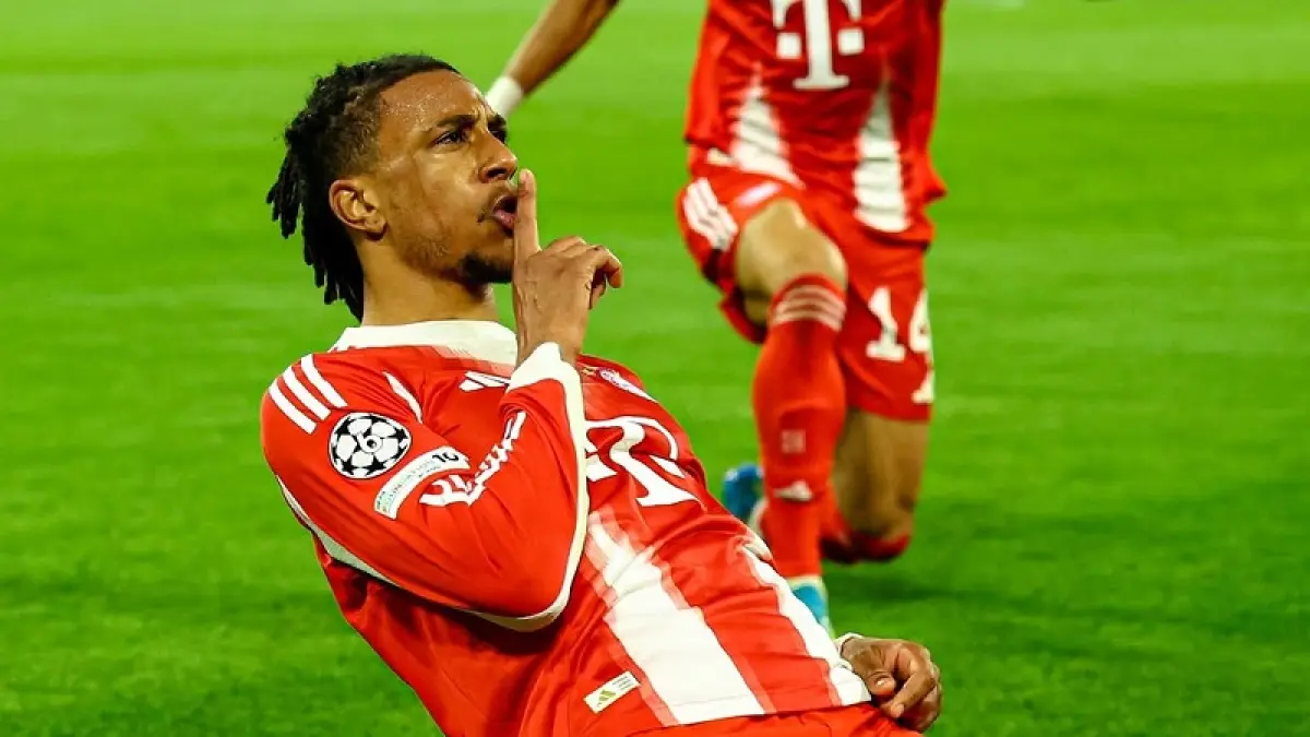Bintang Bayern Munchen Michael Olise mengakhiri pertandingan dengan tembakan yang membentur tiang jauh di waktu tambahan untuk memberi kemenangan agregat 6-4 atas Real Madrid. (Instagram @fcbayern) 