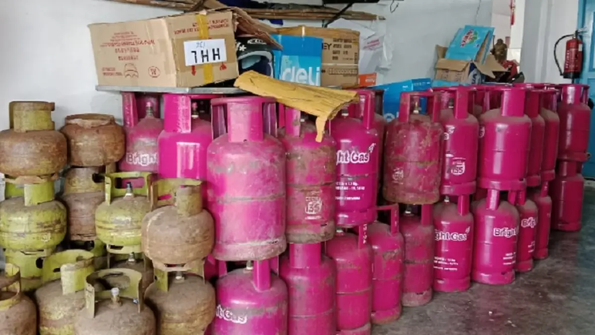 Harga baru gas 12 Kg dan 5,5 kg di wilayah Telukkuantan Kabupaten Kuansing sudah langsung berlaku, Ahad (19/4/2026). (Desriandi Candra/Riaupos.co)