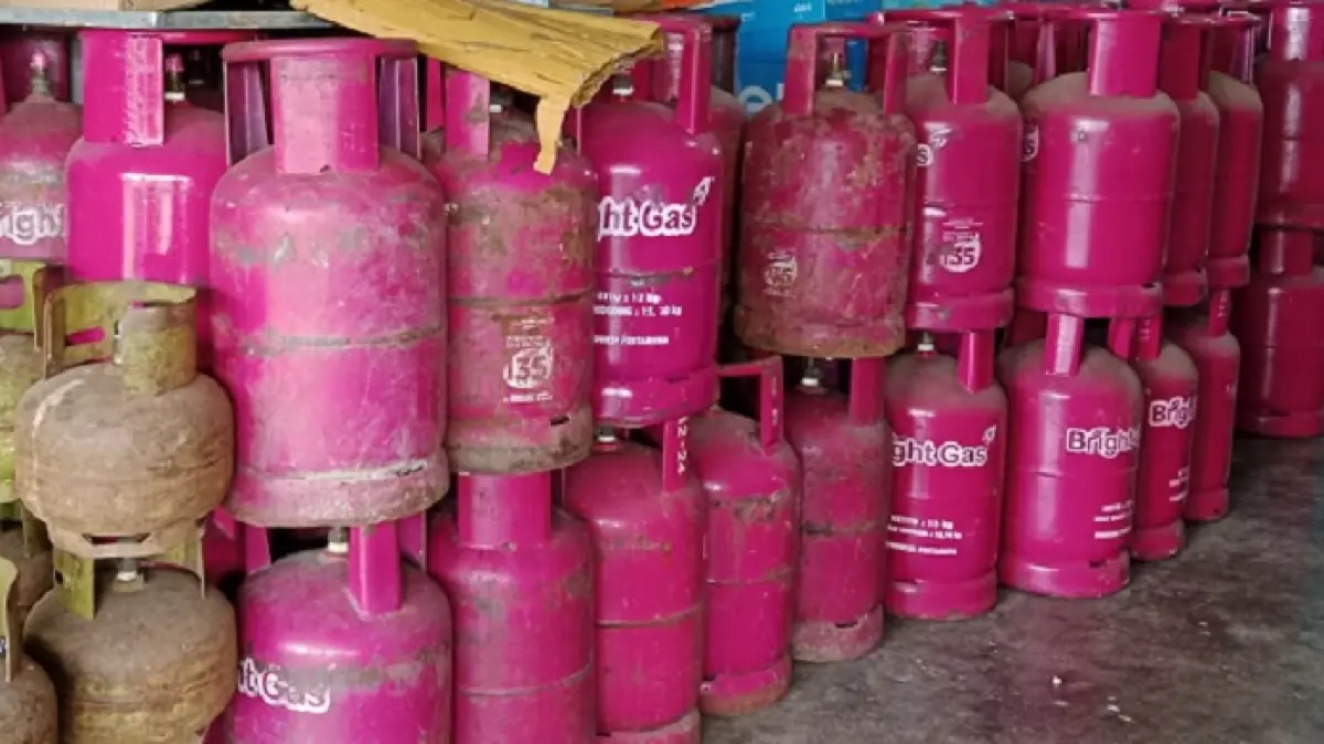 Pasokan gas LPG di agen Tedy Jalan Proklamasi Teluk Kuantan Kecamatan Kuantan Tengah. Foto Senin (20/4/2026). (Desriandi Candra/Riaupos.co_