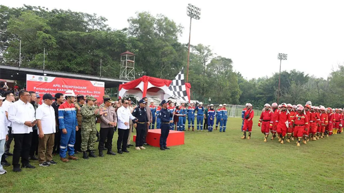 Apel Siaga Pencegahan Karhutla Dipimpin Menteri Lingkungan, Hanif Faisol Nurofiq di lapangan Pertamina Hulu Rokan, Rumbai Pelanbaru, Sabtu (25/4/2026). (ISTIMEWA)

