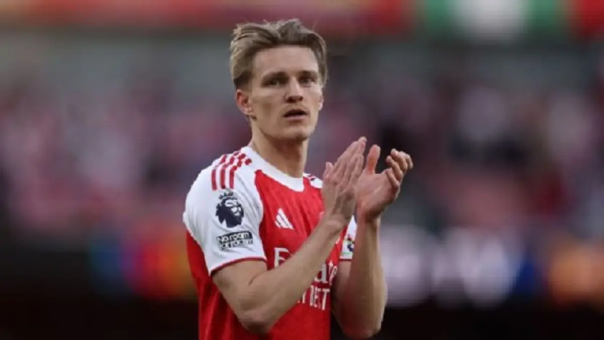 Martin Odegaard mendesak tim Arsenal melepaskan label hampir menang di tengah persaingan perebutan gelar Liga Premier dan perjalanan menuju semifinal Liga Champions. (Izzy Poles-AMA/Getty Images)