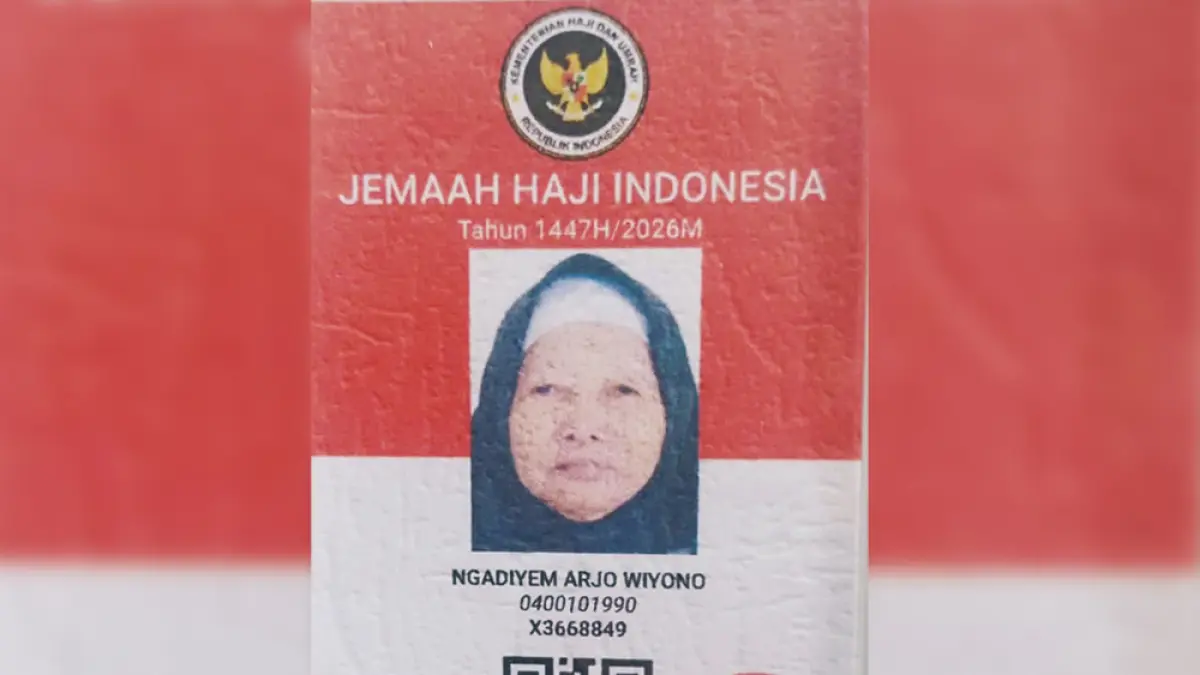 JCH asal Kuantan Singingi, Ngadiyem,  sudah memiliki ID Card keberangkatan ke Tanah Suci. (KEMENHAJ KUANSING UNTUK RIAU POS)
