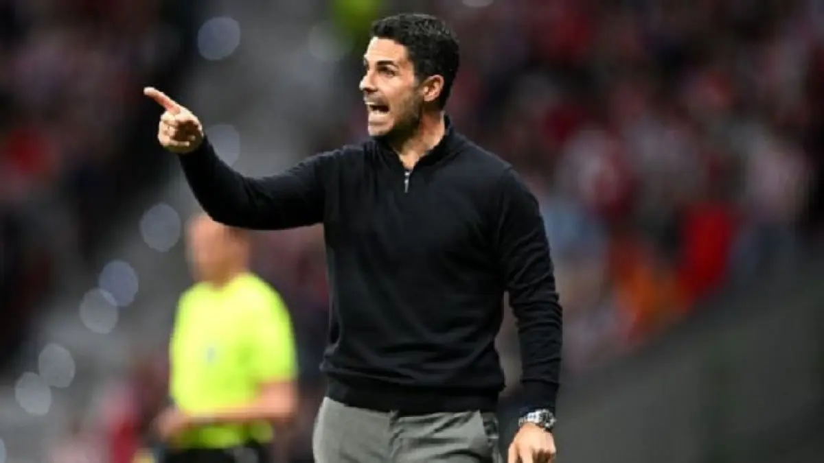 Mikel Arteta bereaksi selama pertandingan imbang Arsenal melawan Atlético Madrid di semifinal leg 1 Liga Champions. (Stuart MacFarlane/Arsenal FC via Getty Images)