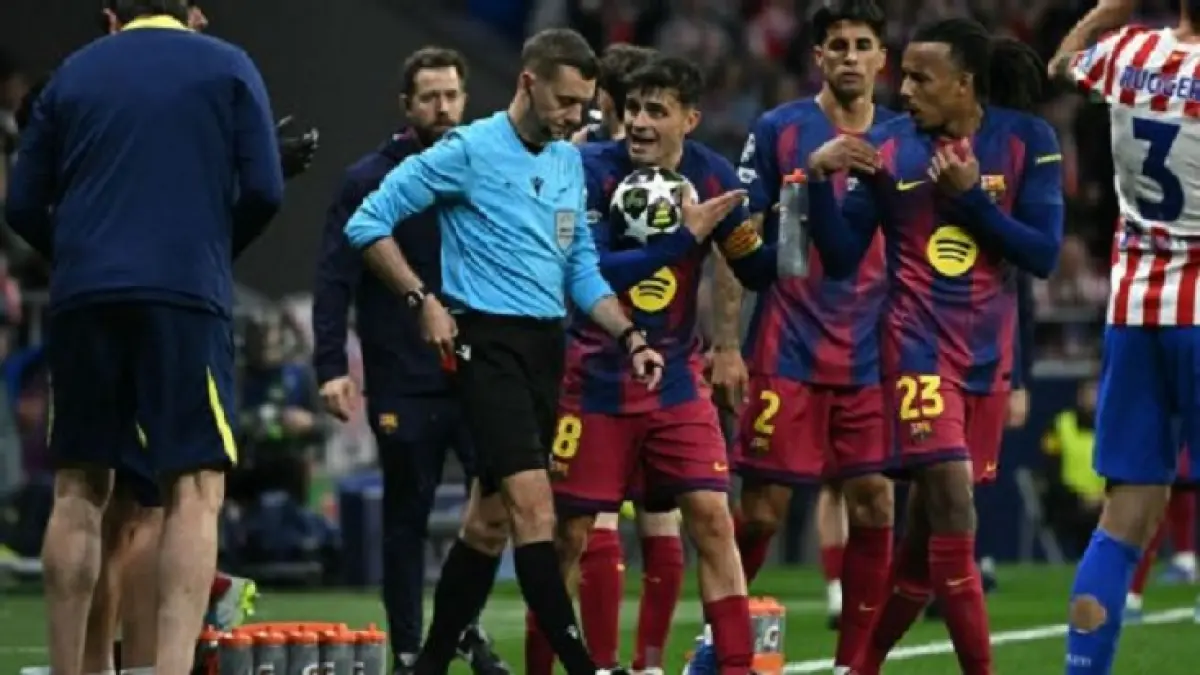 Barcelona saat tersingkir dari Liga Champions oleh Atlético Madrid di perempatfinal. Pelatih Barcelona Hansi Flick meyakini timnya sama bagusnya dengan PSG dan Bayern Munchen, (Javier SORIANO / AFP via Getty Images)