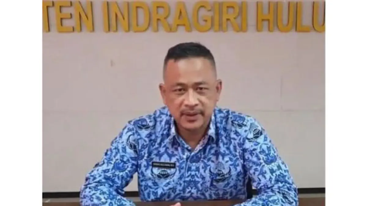 Kepala Disbunnakkan Kabupaten Inhu, Endang Mulyawan. (Dok. Riaupos.co)