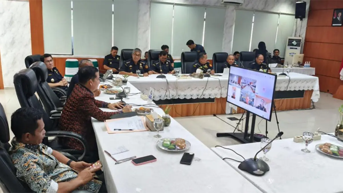 Komisi III DPRD Bengkalis diskusi bersama DJBC Riau terkait pengembangan Kawasan Berikat dan Pusat Logistik Berikat di Kantor DJBC Riau, akhir pekan lalu. (ISTIMEWA)