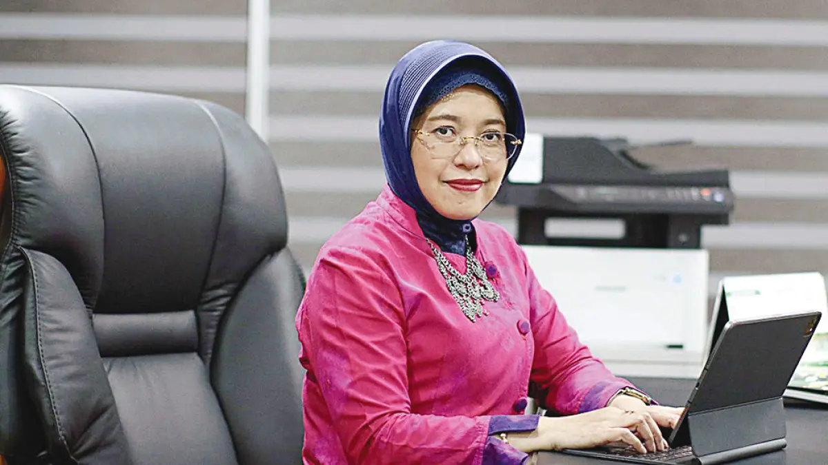 Amalia Adininggar Widyasanti (Kepala BPS). (JPG)