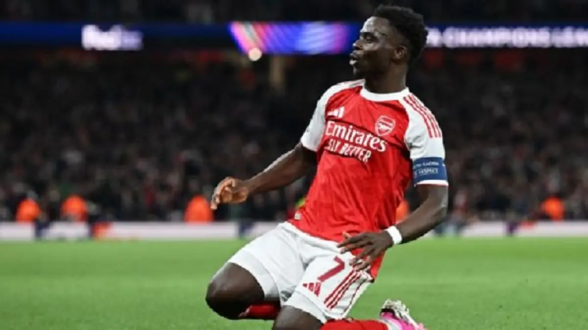 Bukayo Saka merayakan gol yang membawa Arsenal unggul melawan Atlético Madrid pada leg kedua semifinal Liga Champions di Emirates Stadium. (Stuart MacFarlane/Arsenal FC via Getty Images)