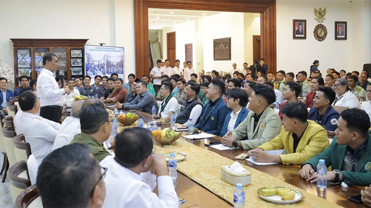 Mentan Andi Amran Sulaiman berdialog dengan 118 BEM se-Indonesia. (ISTIMEWA) 

