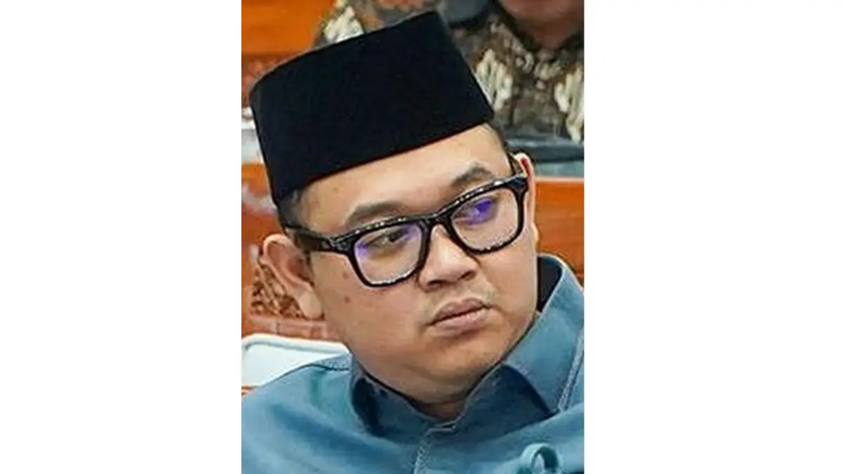 MUHAMMAD ABDUL AZIS SEFUDIN. (JPG)
