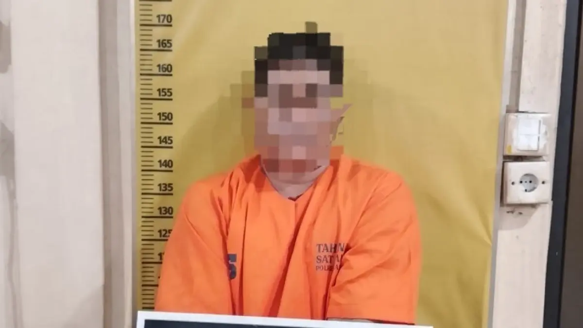 Unit PPA Sat Reskrim Polres Kampar meringkus pelaku pencabulan WI (41) di kawasan Terminal AKAP Pekanbaru pada Kamis (7/5/2026) malam. (Humas Polres Kampar Untuk Riaupos.co)