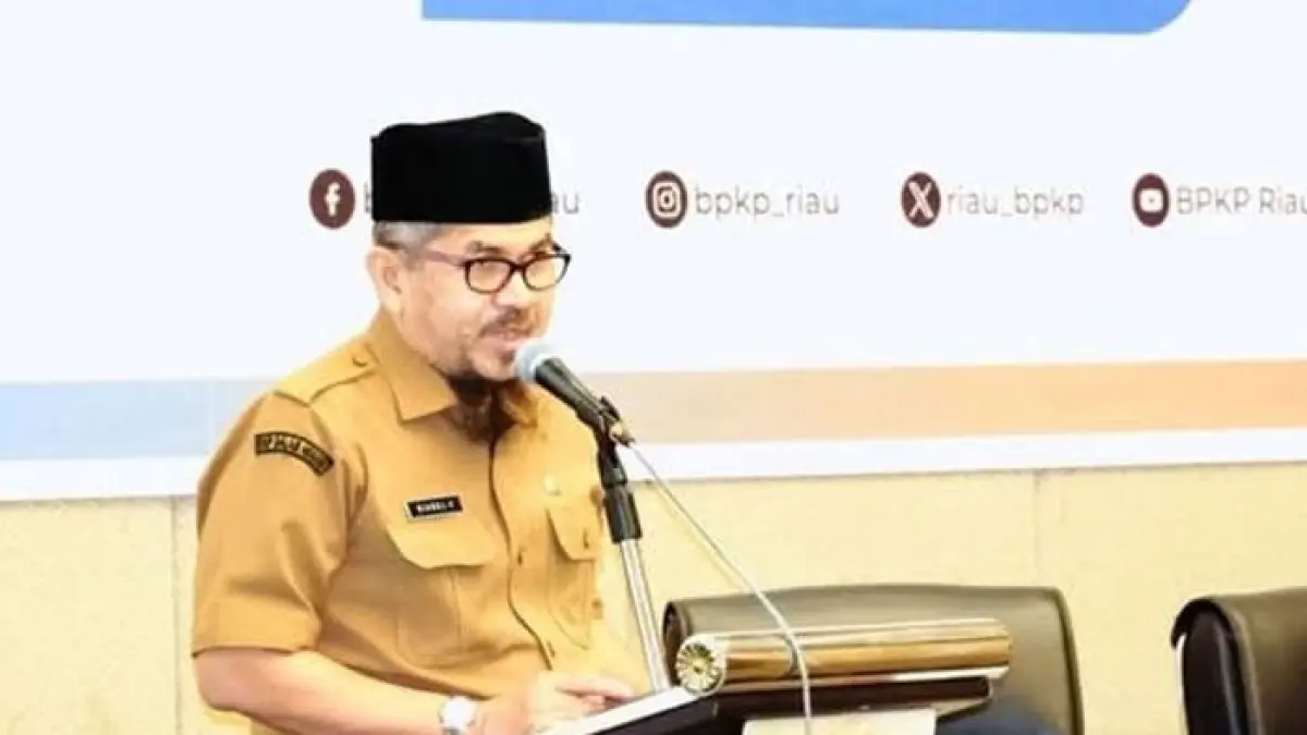 Kepala BKPSDM Kabupaten Kampar, Riadel Fitri. (Istimewa)
