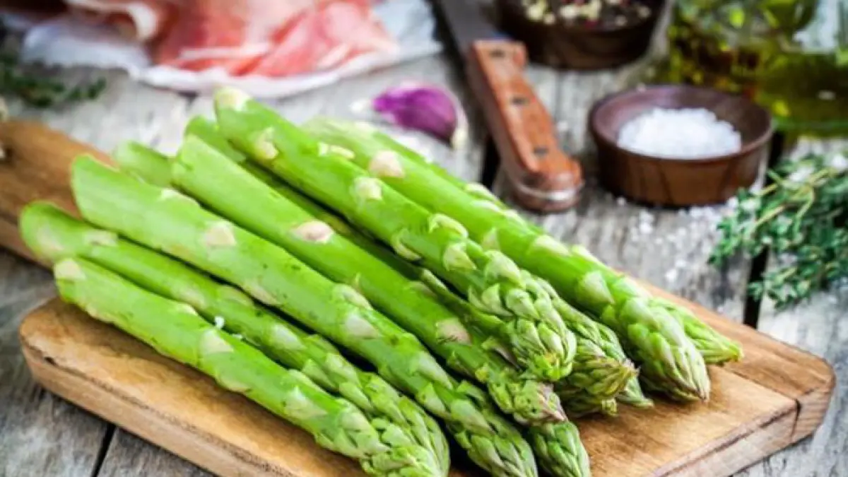 Ilustrasi Asparagus. (Freepik)
