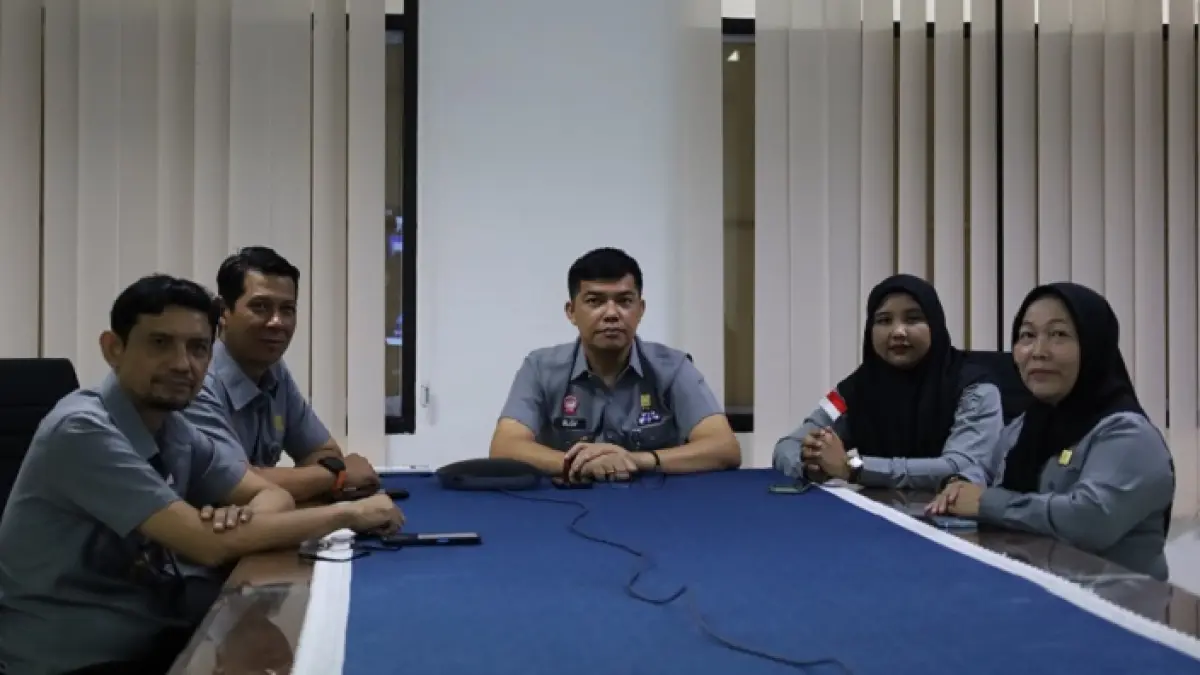 Kepala Kanwil Kemenkum Riau Rudy Hendra Pakpahan mengikuti kegiatan Pembukaan Penilaian Kompetensi JFPP 2026 secara virtual pada Senin (18/5/2026). (Humas Kanwil Kemenkum Riau)