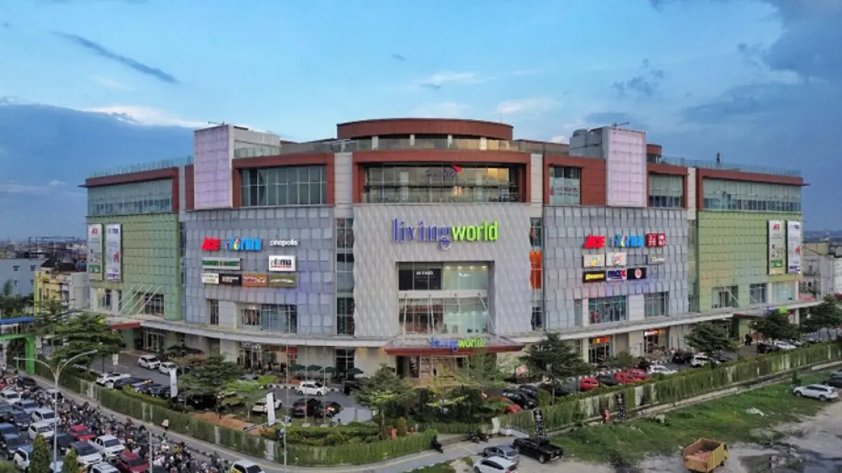 LIVING WORD PEKANBARU. (INTERNET)