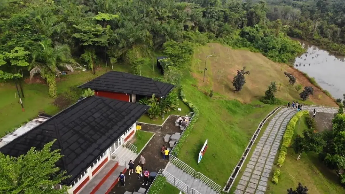 Kawasan Unilak tetap hijau dan bisa ditanami berbagai jenis sayur-sayuran sebagai lahan praktek mahasiswa Fakultas Pertanian Unilak, Senin (18/5/2026). (Unilak untuk Riau Pos)