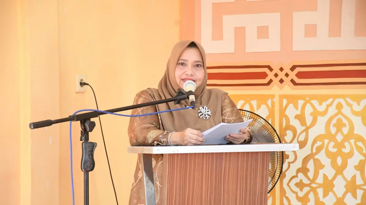 Bupati Bengkalis Kasmarni menyampaikan sambutan dan memberikan apresiasi atas penghargaan dari Kemendagri bidang pelayanan publik pada Disdukcapil Bengkalis, beberapa hari lalu di Jakarta. (Diskominfotik Bengkalis untuk Riau Pos)
