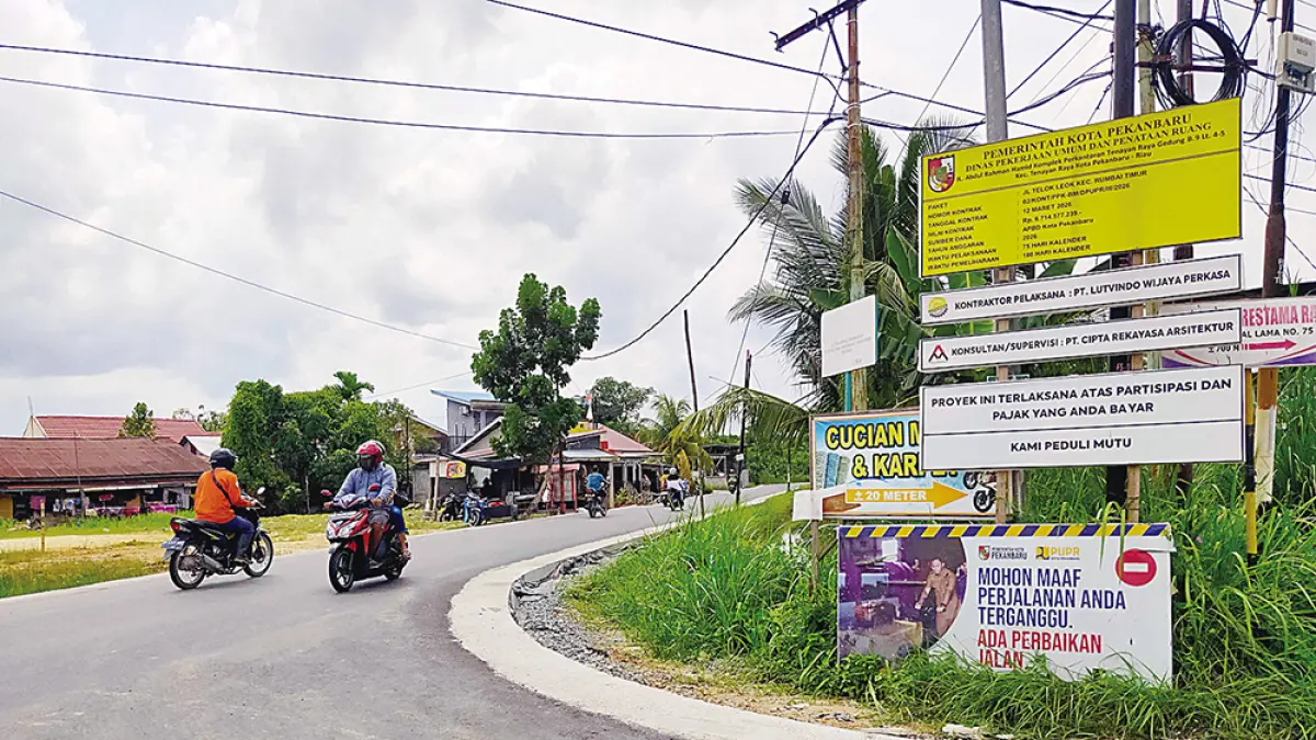 Kondisi Jalan Telok Leok, Kecamatan Rumbai Timur yang sudah mulus setelah dilakukan perbaikan oleh Pemerintah Kota Pekanbaru, Selasa (19/5/2026). (EVAN GUNANZAR/RIAU POS)