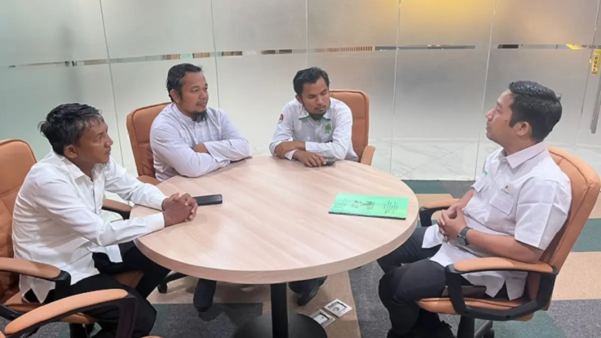 Panitia Pelaksana KPL Kabupaten Kampar saat melakukan kunjungan ke Kantor EMP lantai 7 Surya Dumai Group Pekanbaru, Senin (25/5/2026).(Kpl untuk Riaupos.co)