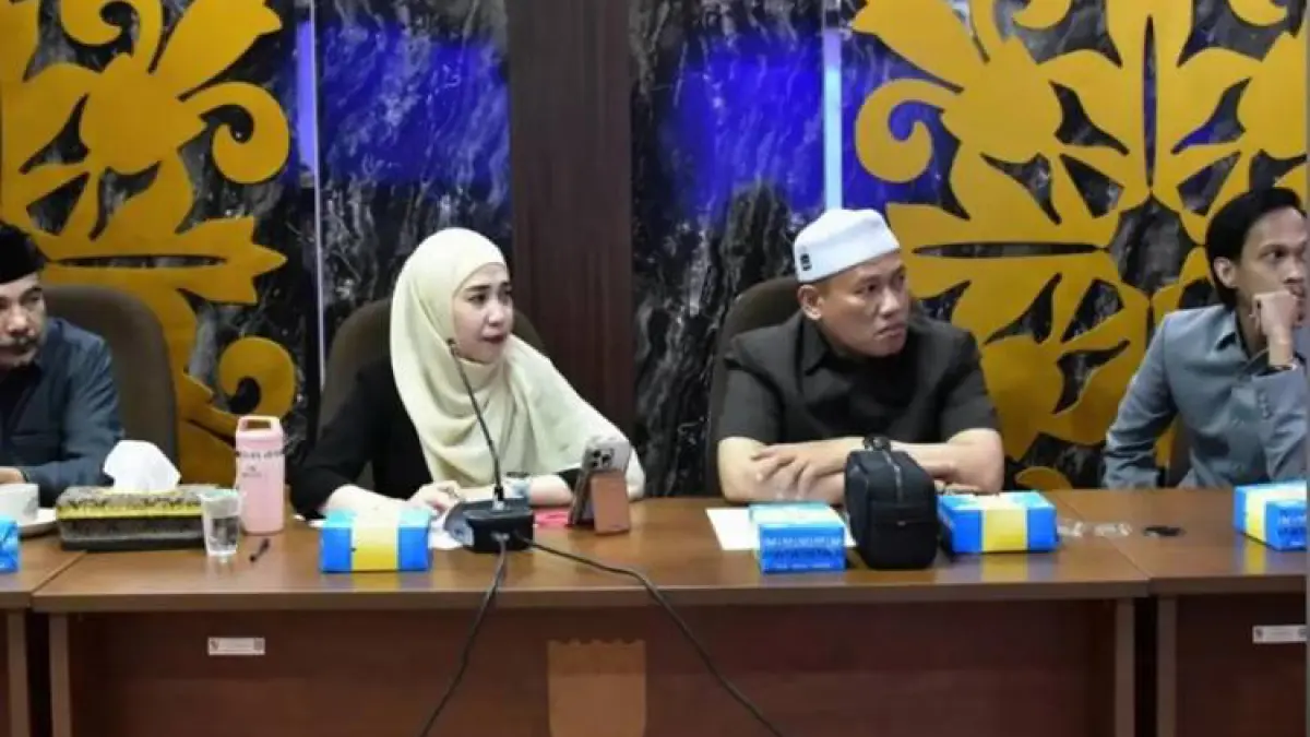 Komisi III DPRD Pekanbaru Fasilitasi Mediasi Dugaan Kekerasan Siswa - Riau  Pos - Informasi Terkini dari Riau