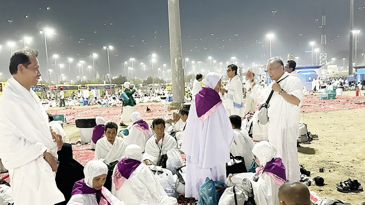 Jemaah haji Riau saat menjalani mabit di Muzdalifah, Makkah, Selasa (26/5/2026). (MARRIO KISAZ/RIAU POS)
