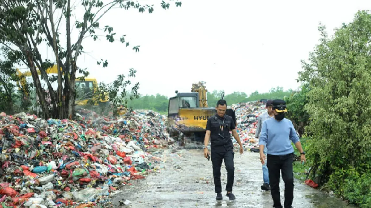 Kondisi TPST Desa Gogok Kecamatan Tebingtinggi Barat Kepulauan Meranti yang menerima kunjunhan Bupati H Asmar beberapa waktu lalu. (Wira Saputra/Riaupos.co)