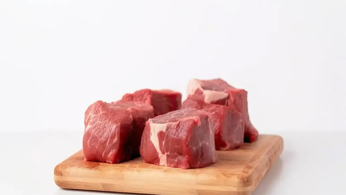 Ilustrasi penyimpanan daging kurban (Magnific)

