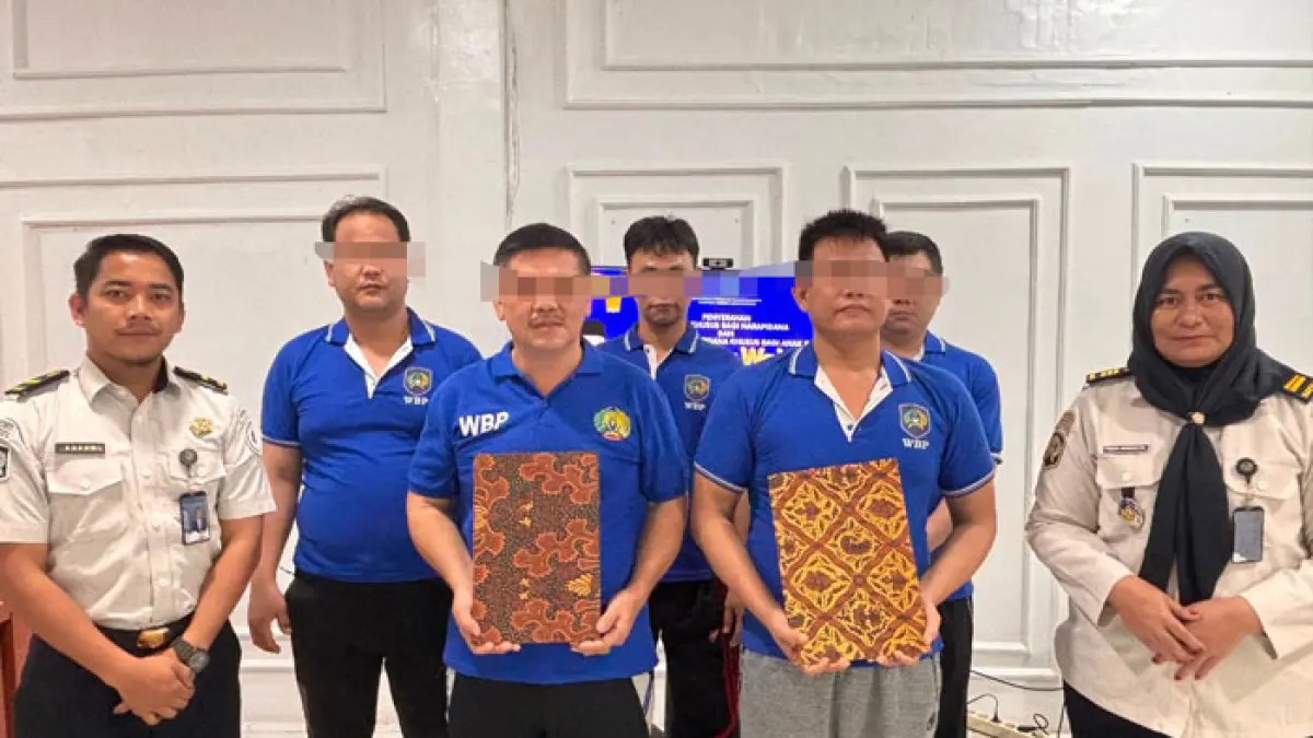 Lima warga binaan pemasyarakatan Lapas Bagansiapiapi terima remisi khusus berkaitan Waisak 2570 Buddhist Era (BE). (Lapas Bagansiapiapi untuk Riaupos.co)