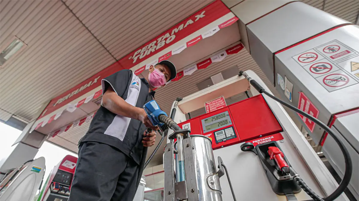 Harga BBM Pertamina Pertamax Turbo naik per 1 Juni 2026. (Hanung Hambara/Jawa Pos)

