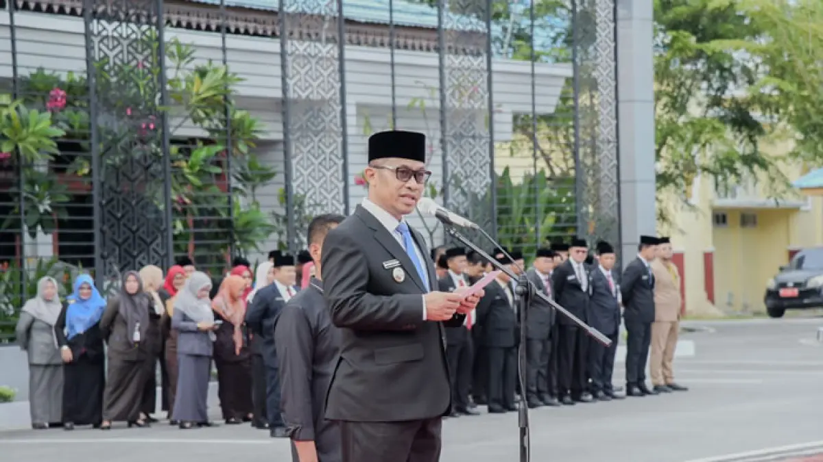 Wabup Bengkalis H Bagus Santoso menjadi Irup peringatan Hari Kesaktian Pancasila di Halaman Kantor Bupati Bengkalis, Senin (1/6/2026). (Istimewa)
