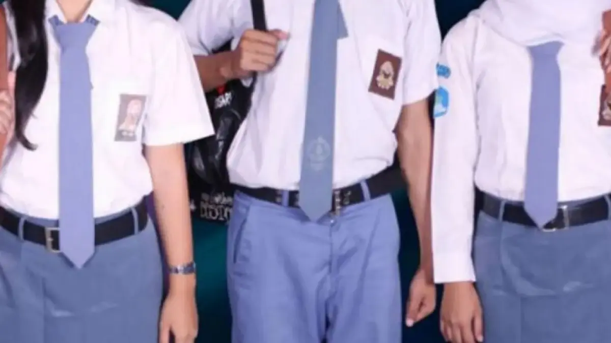 Ilustrasi: Seragam SMA. (Istimewa)